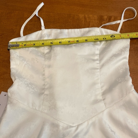 Princess Polly White Mini Dress - Picture 6 of 7